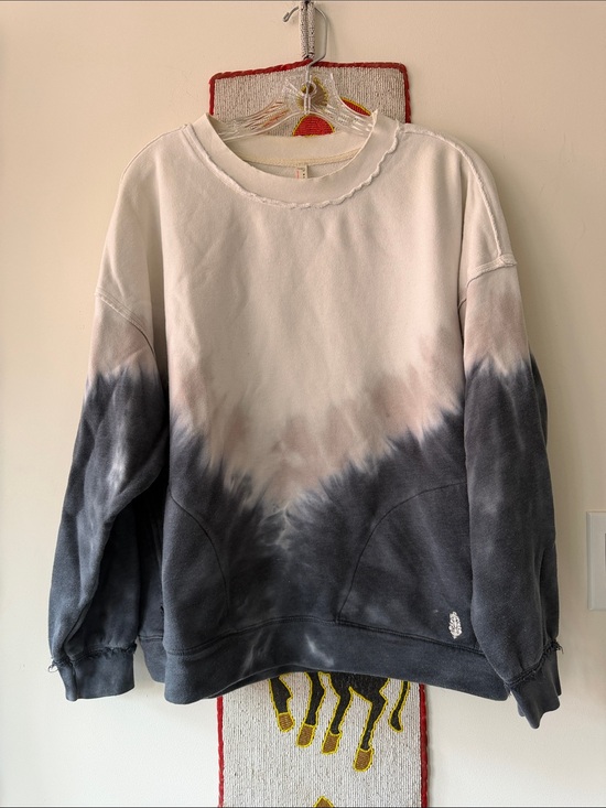 FP Movement by Free People Tops - “FREE PEOPLE” Oversized Women’s Sweatshirt with Pockets